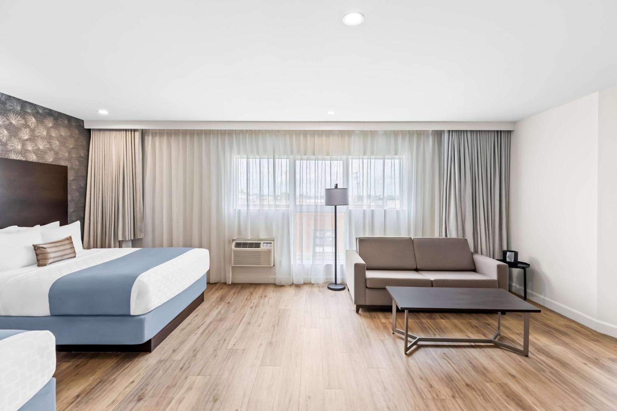 Best Western Plus Montreal East Экстерьер фото