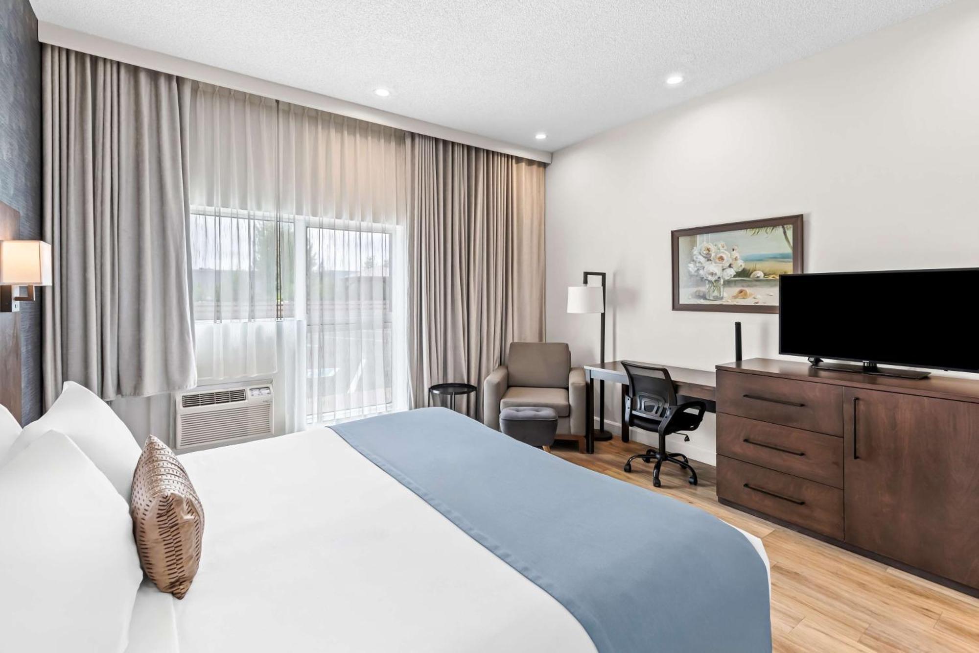 Best Western Plus Montreal East Экстерьер фото