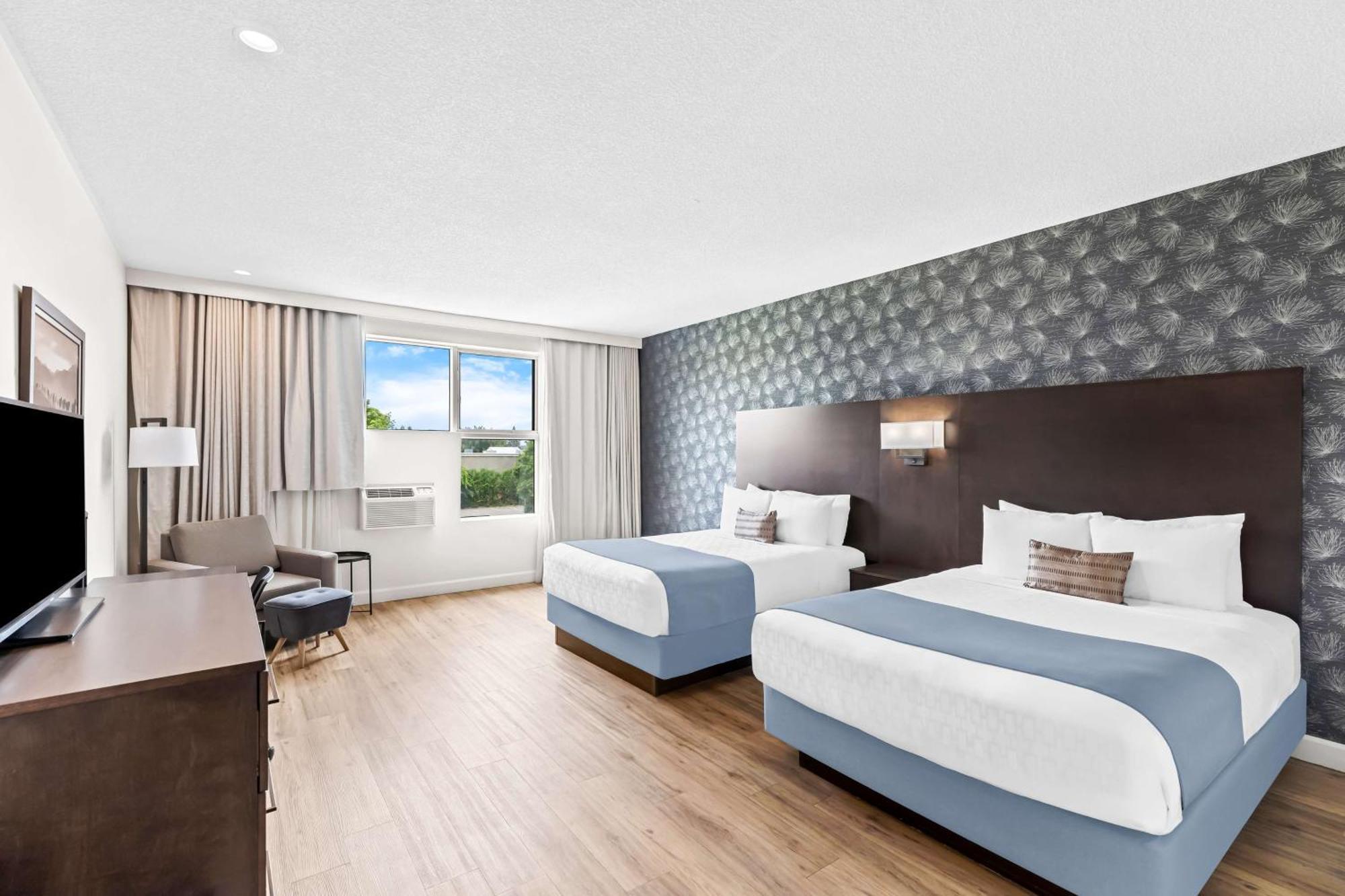 Best Western Plus Montreal East Экстерьер фото